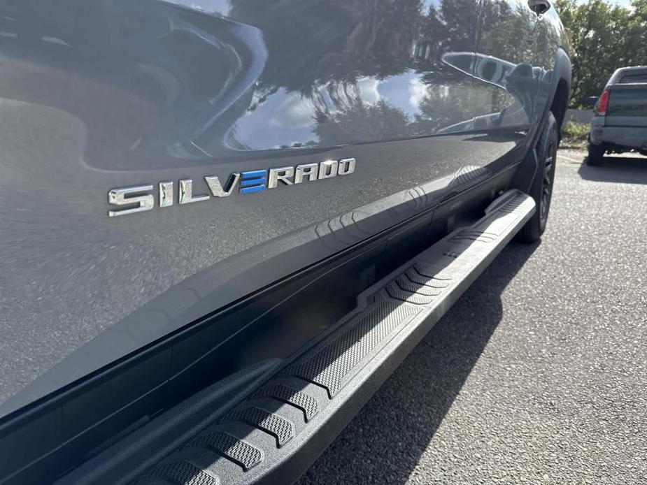 new 2025 Chevrolet Silverado EV car, priced at $75,185