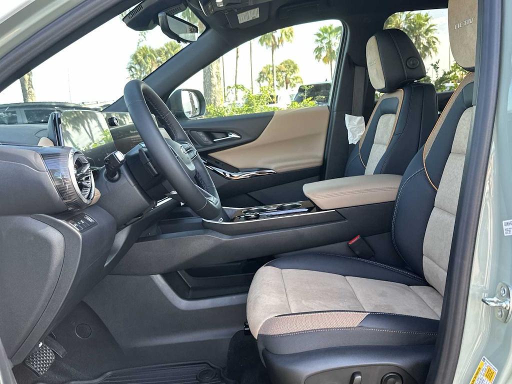 new 2026 Chevrolet Equinox car, priced at $32,530