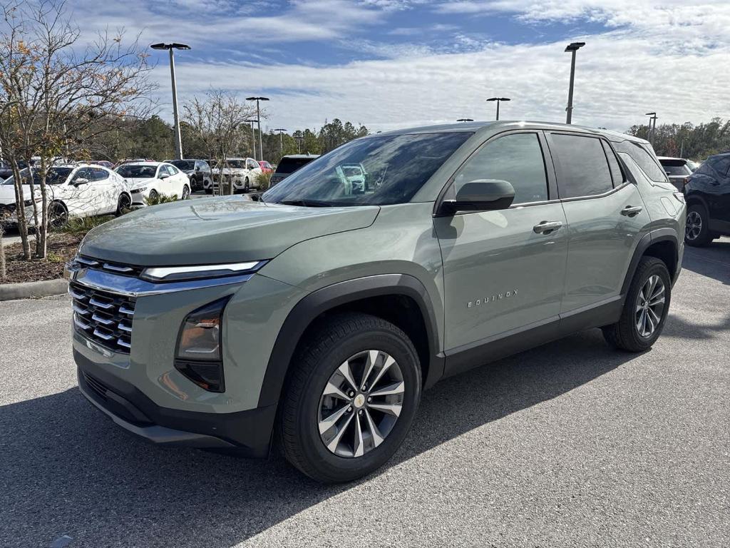 new 2025 Chevrolet Equinox car, priced at $29,495