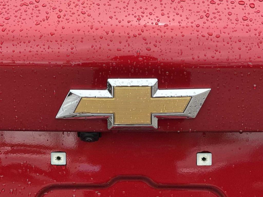 new 2025 Chevrolet Equinox car, priced at $27,835