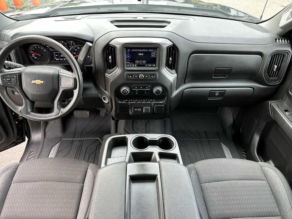used 2024 Chevrolet Silverado 1500 car, priced at $32,997