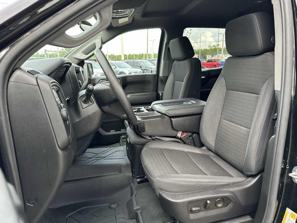 used 2024 Chevrolet Silverado 1500 car, priced at $32,997