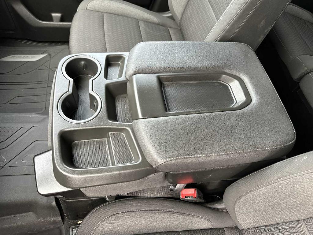 used 2024 Chevrolet Silverado 1500 car, priced at $32,997