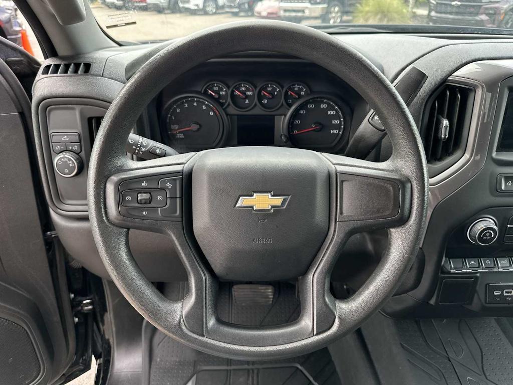 used 2024 Chevrolet Silverado 1500 car, priced at $32,997