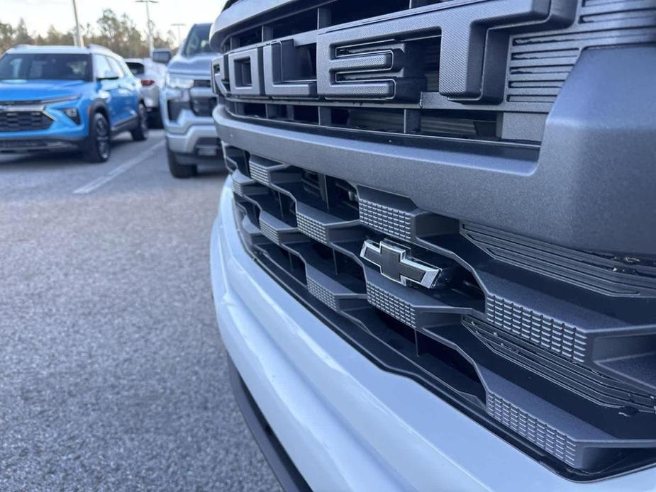 new 2025 Chevrolet Silverado 1500 car, priced at $39,520