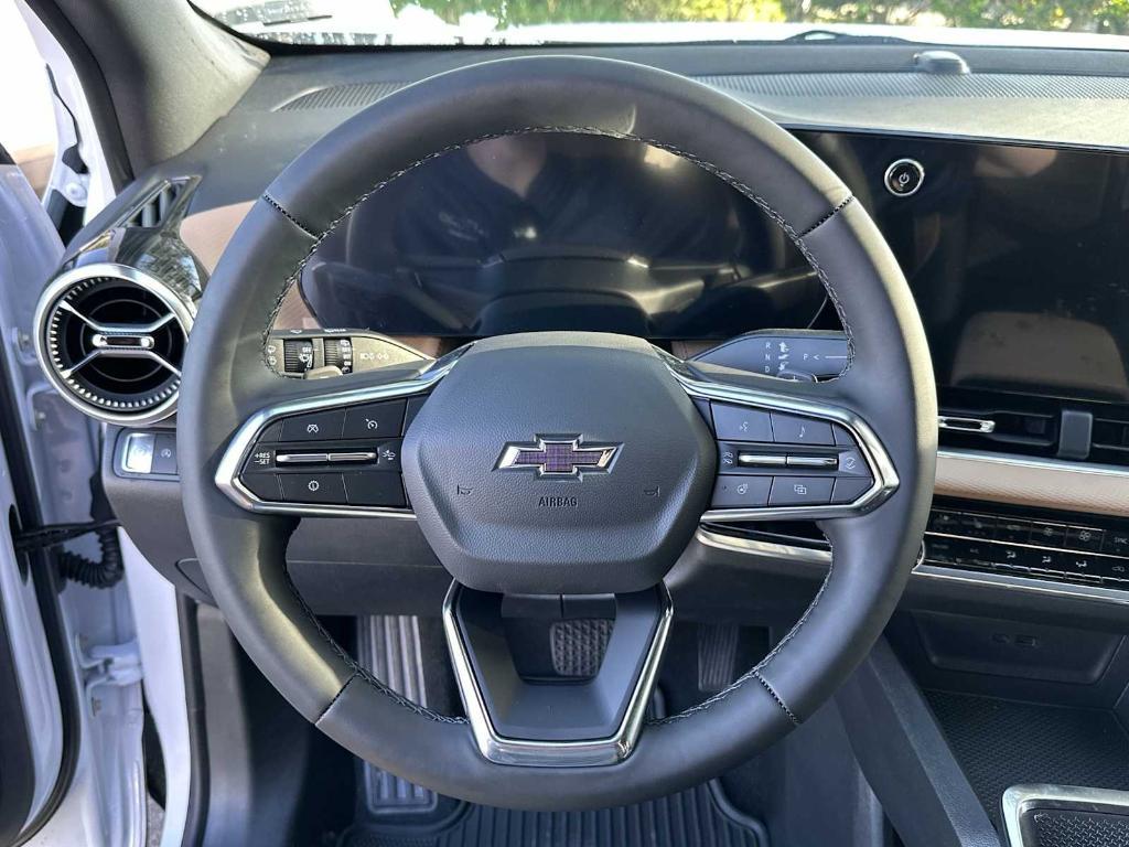 new 2026 Chevrolet Equinox car, priced at $34,520