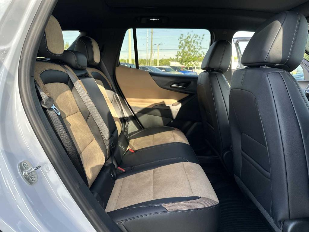 new 2026 Chevrolet Equinox car, priced at $34,520