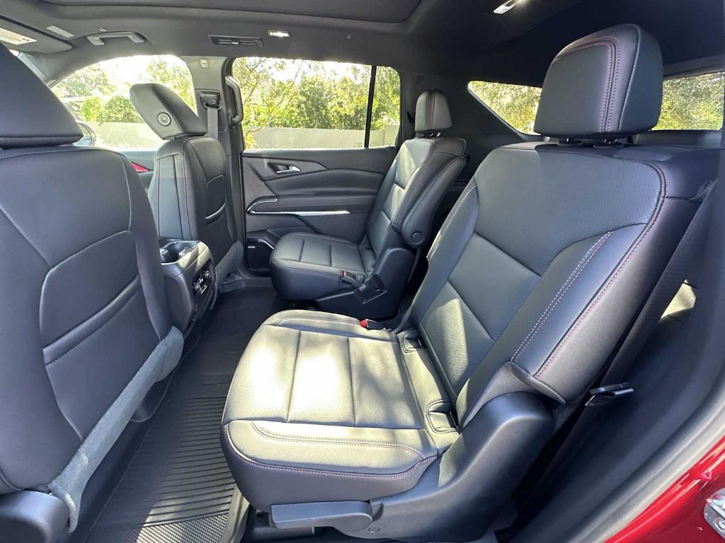 new 2026 Chevrolet Traverse car, priced at $55,875