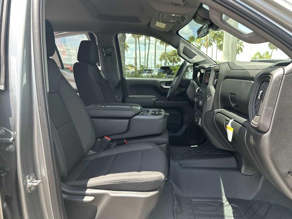 new 2025 Chevrolet Silverado 1500 car, priced at $38,160