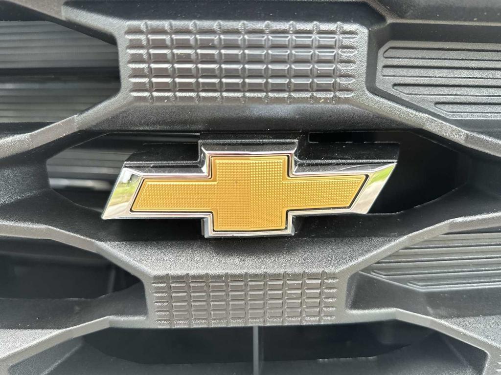 new 2025 Chevrolet Silverado 1500 car, priced at $38,160