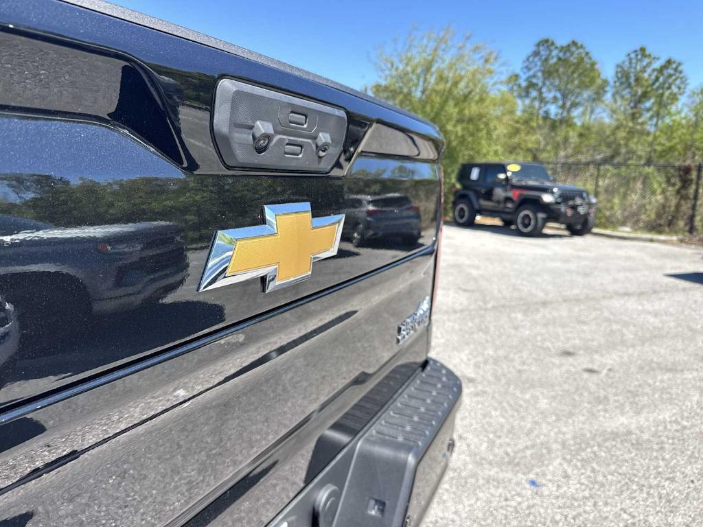 new 2025 Chevrolet Silverado 2500 car, priced at $89,695