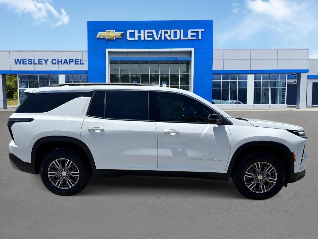 new 2025 Chevrolet Traverse car, priced at $45,680