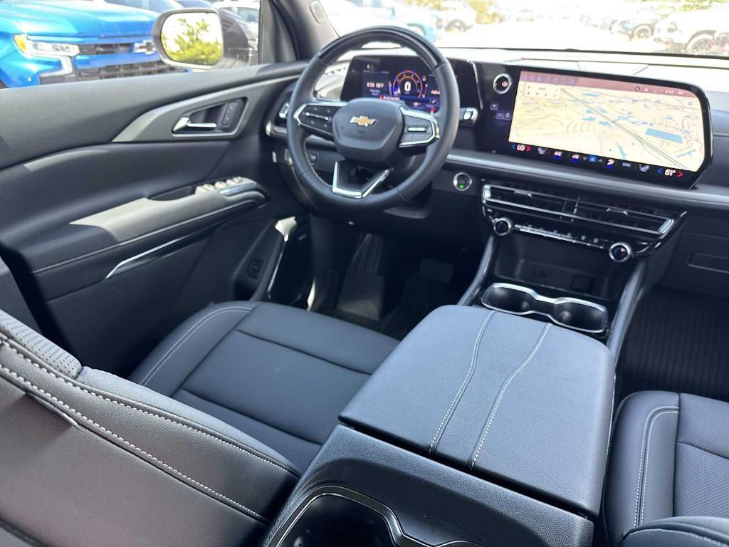 new 2025 Chevrolet Traverse car, priced at $45,680