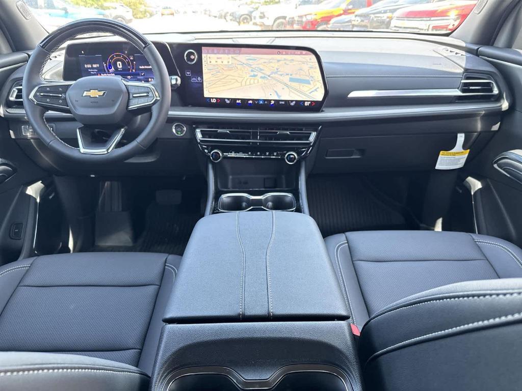 new 2025 Chevrolet Traverse car, priced at $45,680