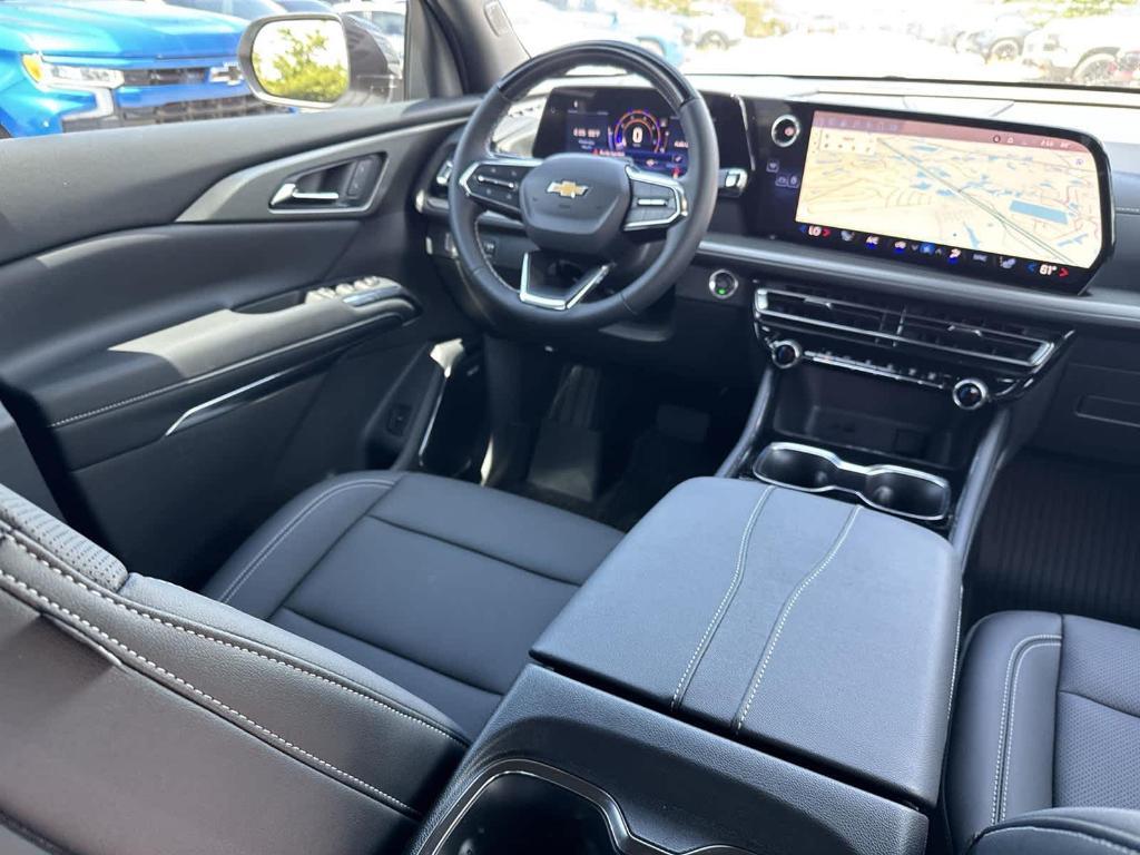 new 2025 Chevrolet Traverse car, priced at $45,680