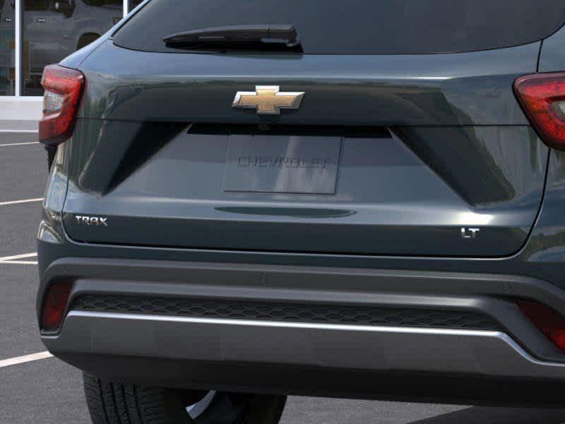 new 2025 Chevrolet Trax car, priced at $25,275