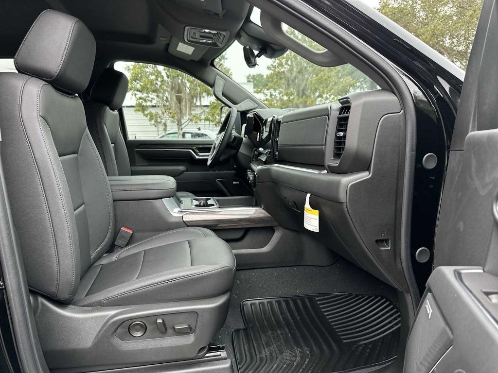 new 2025 Chevrolet Silverado 2500 car, priced at $72,885