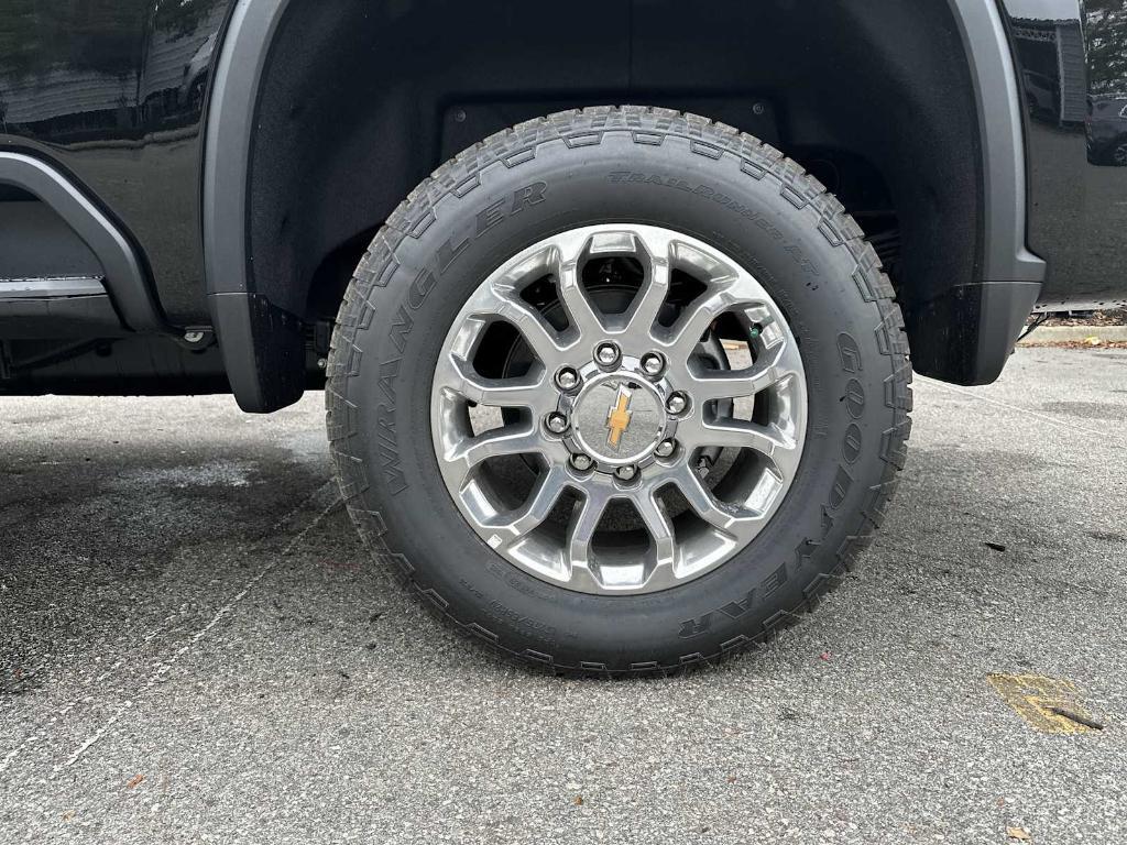 new 2025 Chevrolet Silverado 2500 car, priced at $72,885