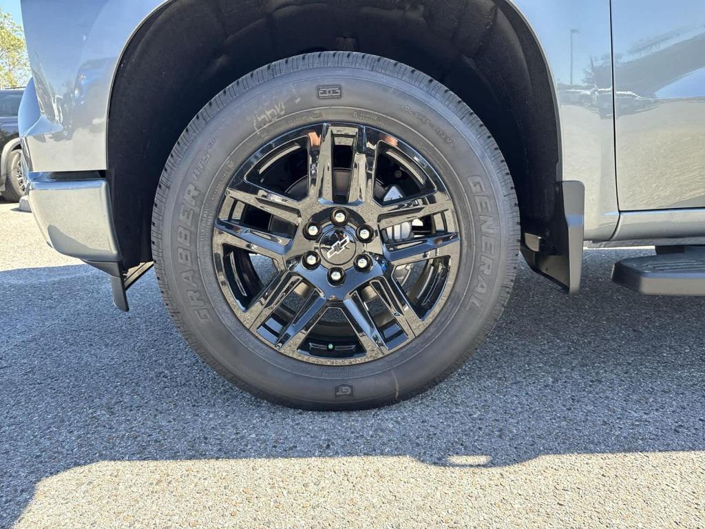 new 2025 Chevrolet Silverado 1500 car, priced at $36,520