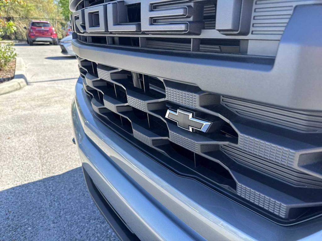 new 2025 Chevrolet Silverado 1500 car, priced at $36,520