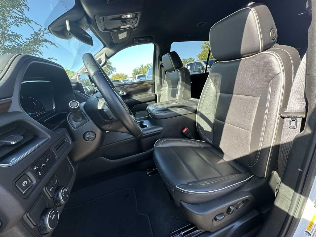 used 2024 Chevrolet Suburban car, priced at $53,997
