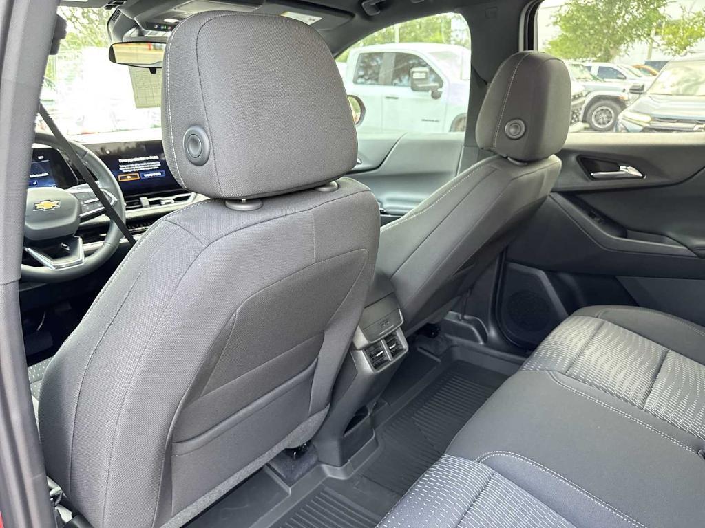 new 2026 Chevrolet Equinox car, priced at $26,715