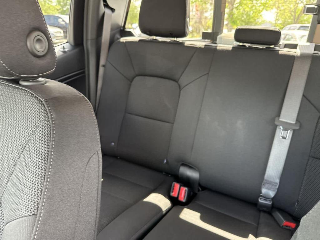 new 2025 Chevrolet Colorado car, priced at $33,645