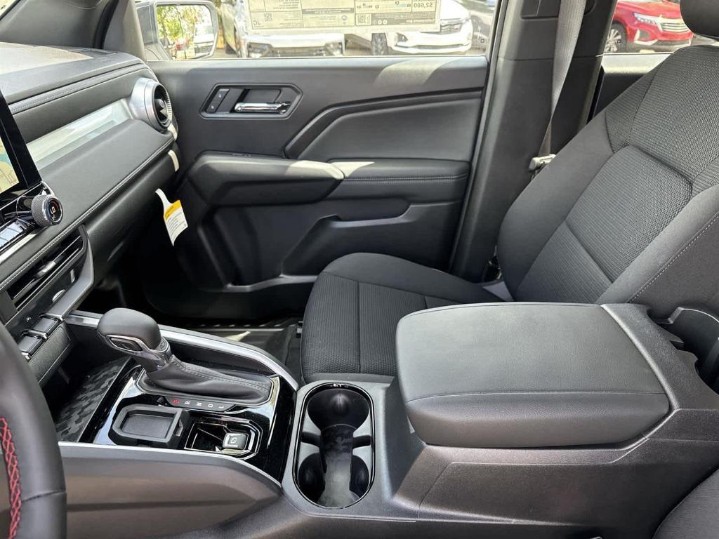 new 2025 Chevrolet Colorado car, priced at $33,645