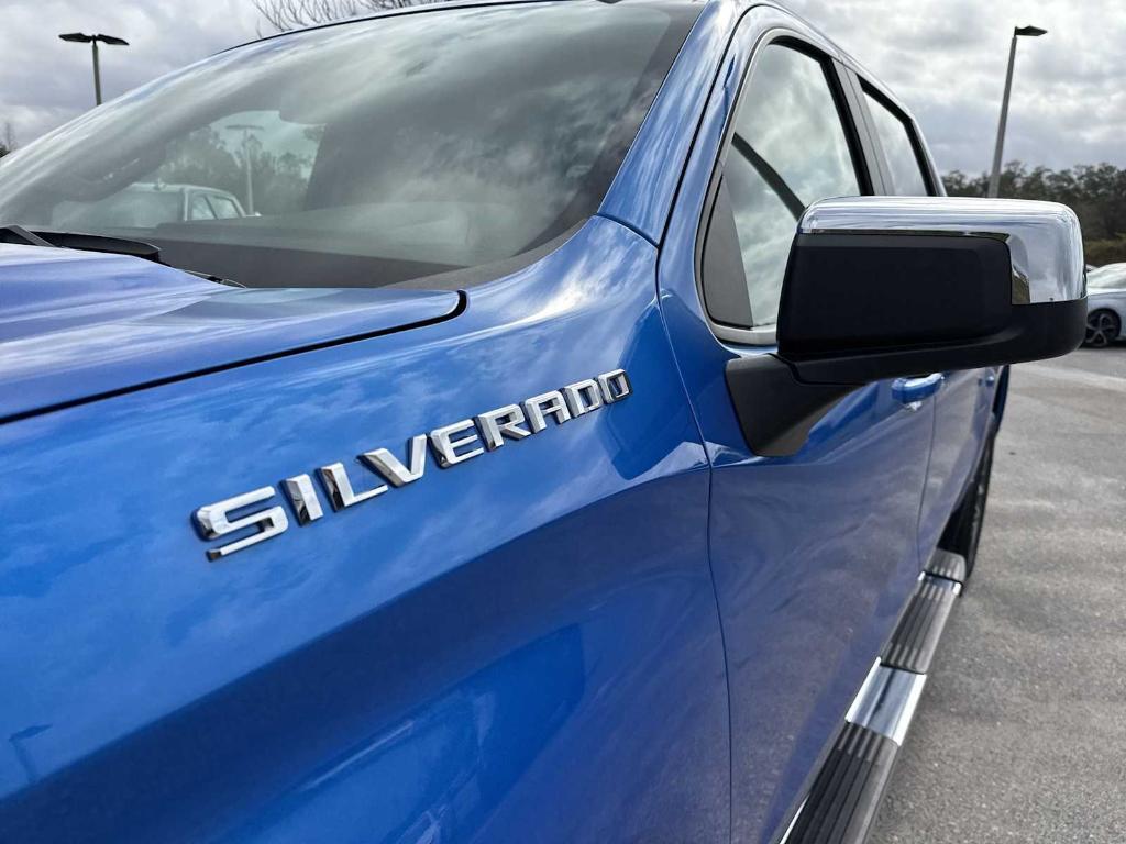 new 2025 Chevrolet Silverado 1500 car, priced at $44,600