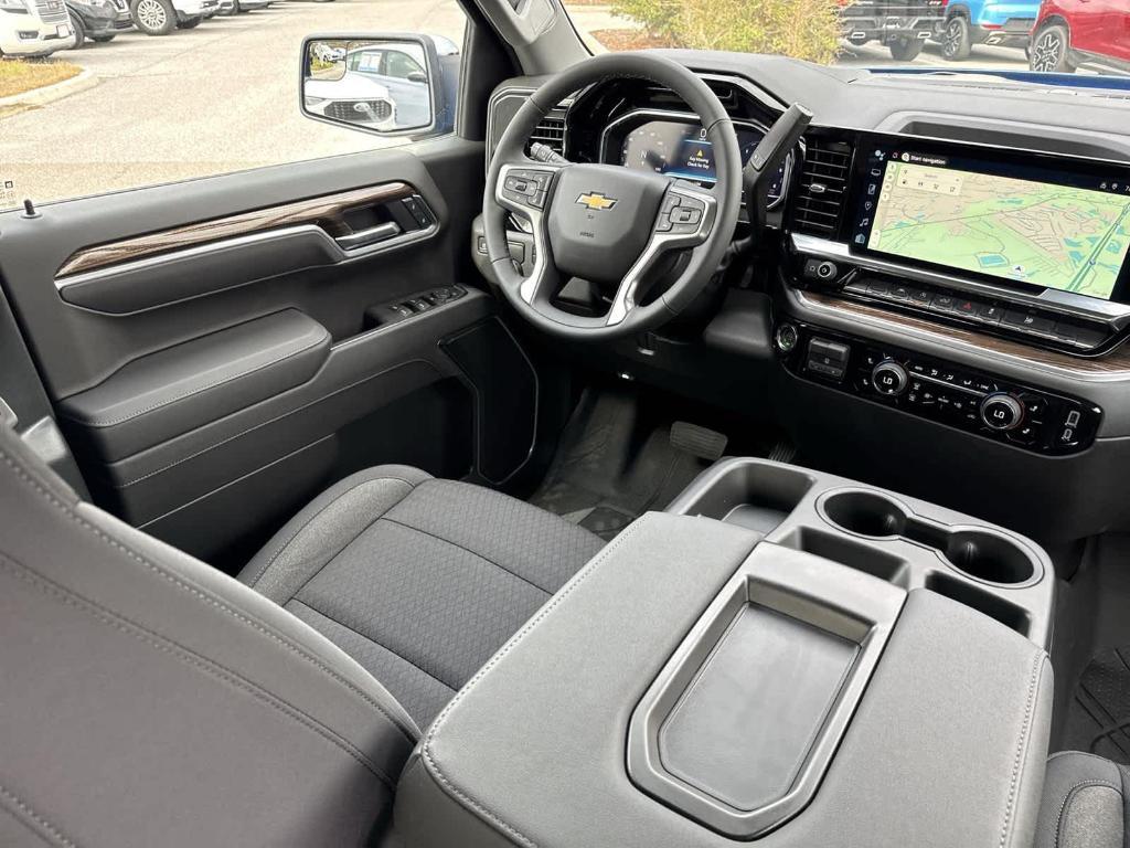 new 2025 Chevrolet Silverado 1500 car, priced at $47,600