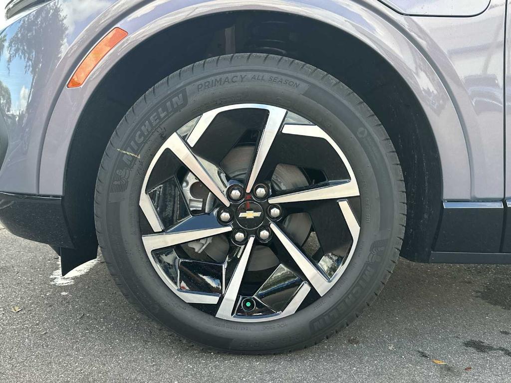 new 2025 Chevrolet Equinox EV car, priced at $35,015