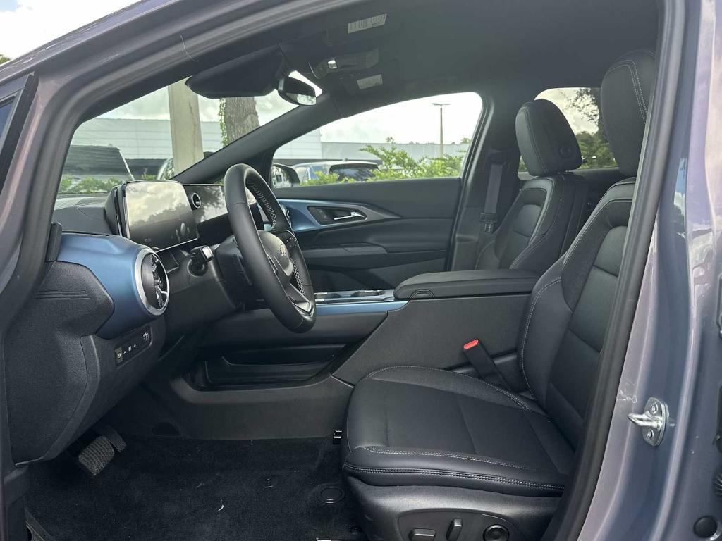 new 2025 Chevrolet Equinox EV car, priced at $35,015