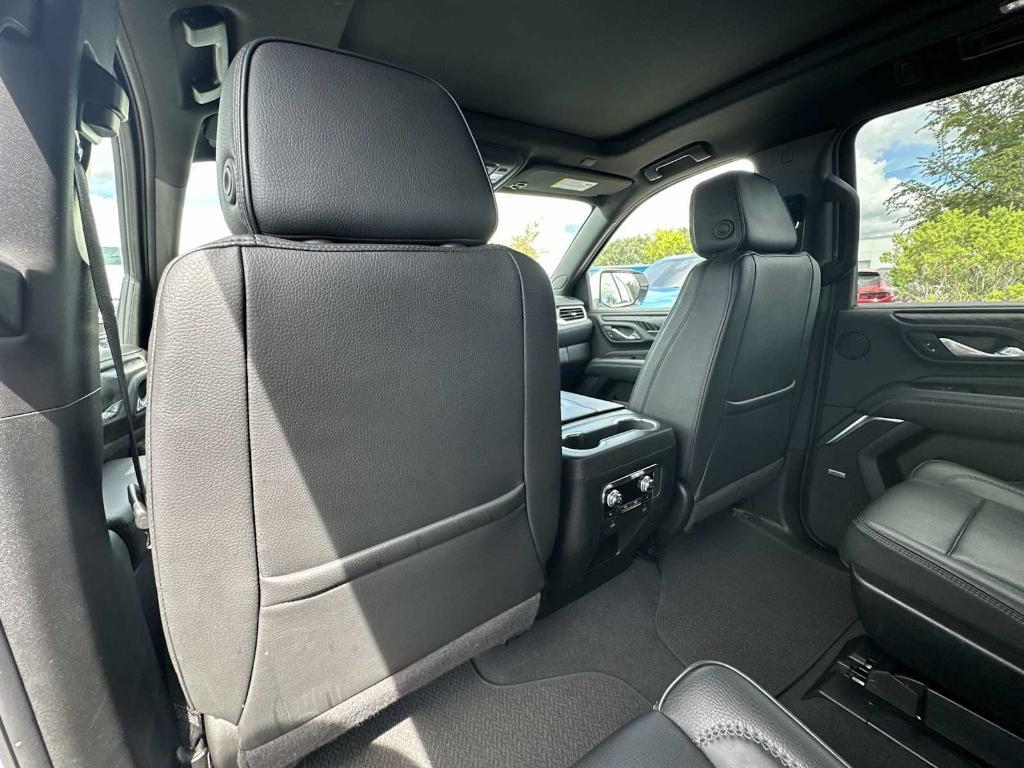 used 2024 GMC Yukon XL car, priced at $63,625