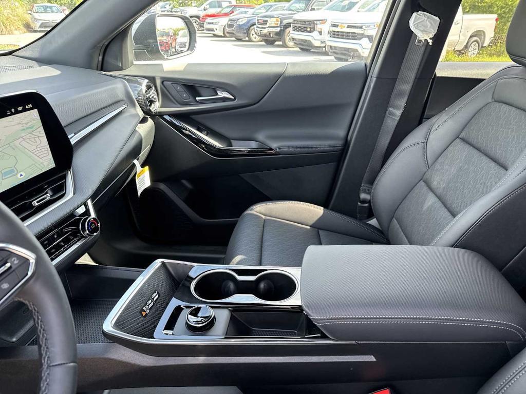 new 2026 Chevrolet Equinox car, priced at $27,770