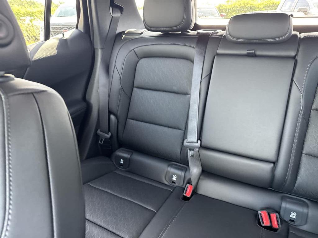 new 2026 Chevrolet Equinox car, priced at $27,770