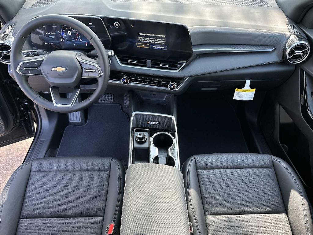 new 2026 Chevrolet Equinox car, priced at $28,490