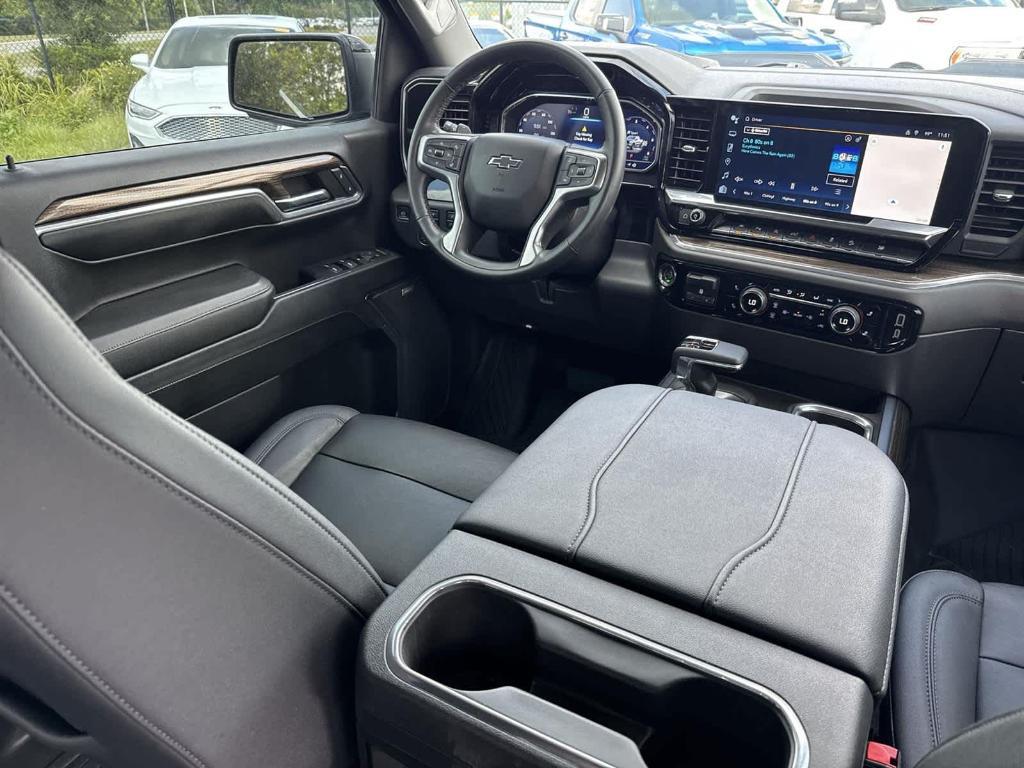 used 2024 Chevrolet Silverado 1500 car, priced at $50,997