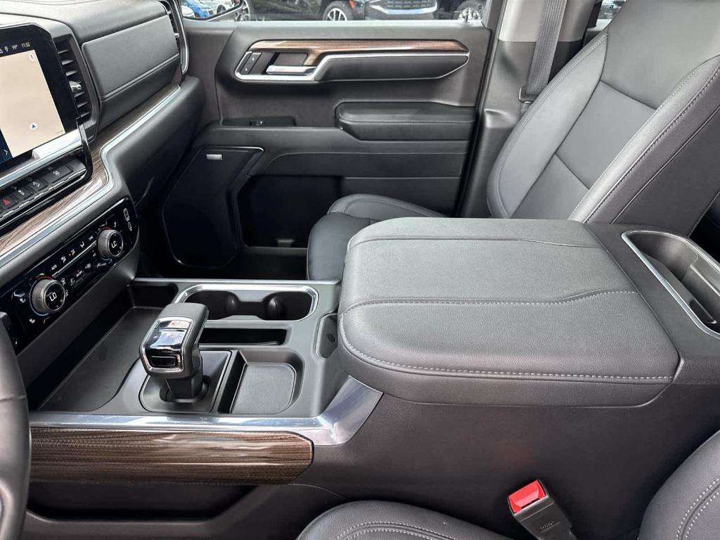 used 2024 Chevrolet Silverado 1500 car, priced at $50,997