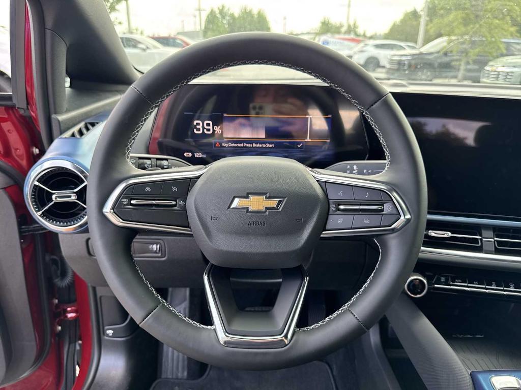 new 2025 Chevrolet Equinox EV car, priced at $39,880