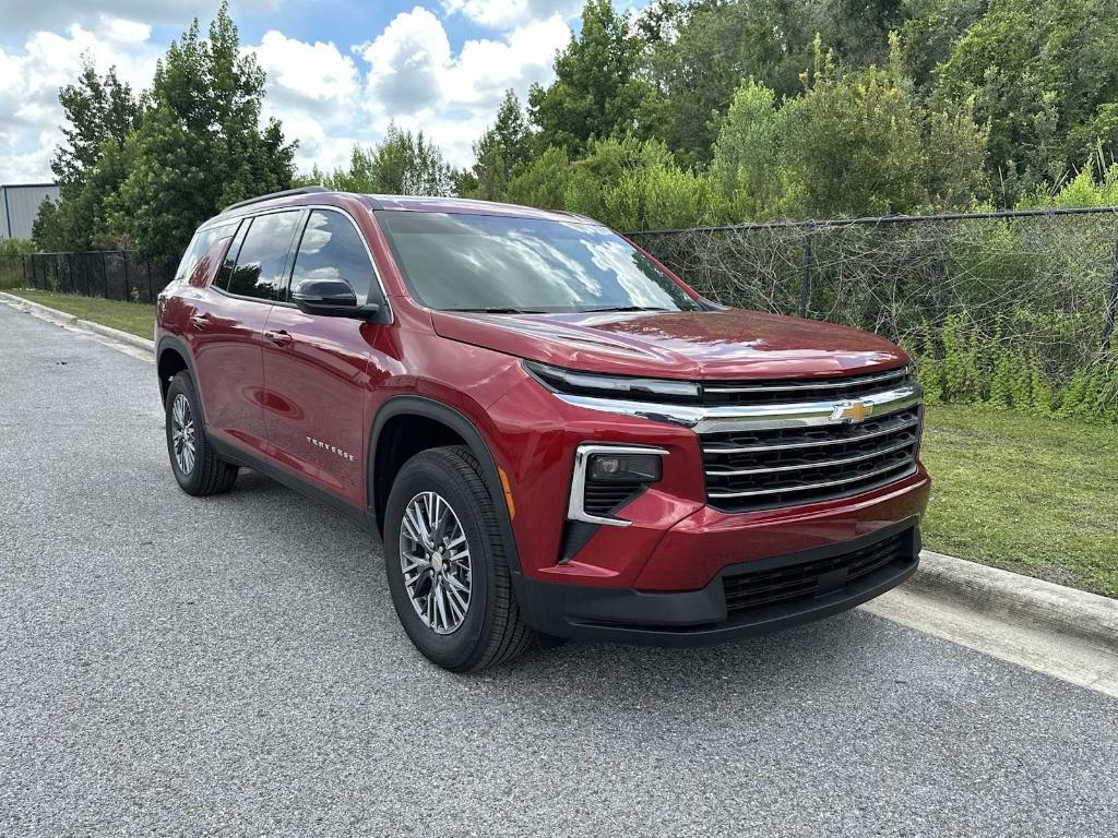new 2025 Chevrolet Traverse car, priced at $38,040