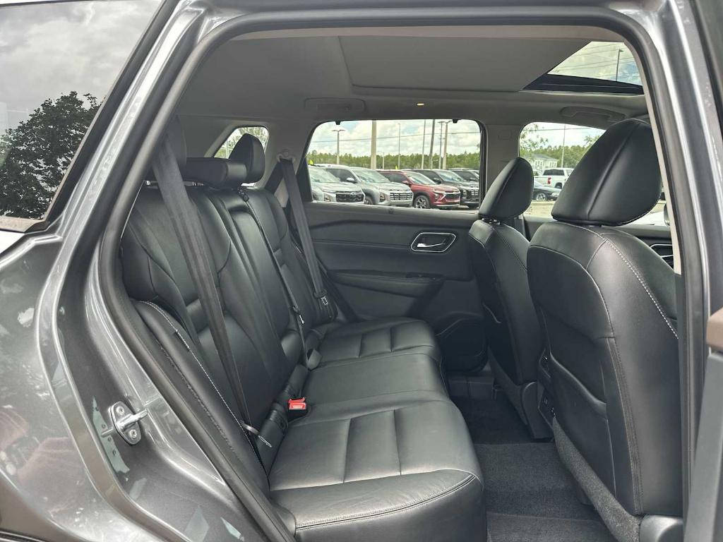 used 2021 Nissan Rogue car, priced at $17,997