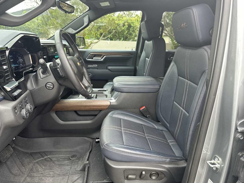 used 2023 Chevrolet Silverado 1500 car, priced at $47,997
