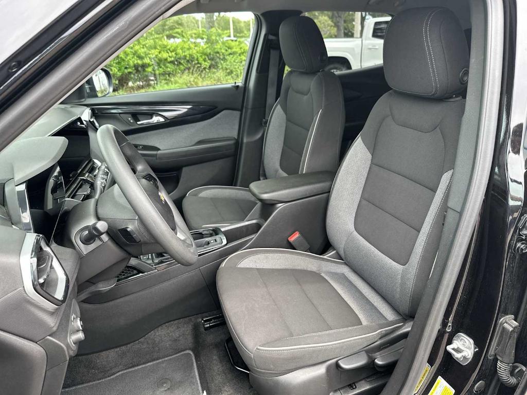 used 2024 Chevrolet TrailBlazer car, priced at $21,897