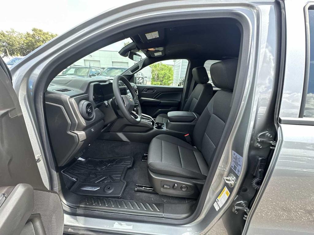 new 2026 Chevrolet Colorado car, priced at $32,280
