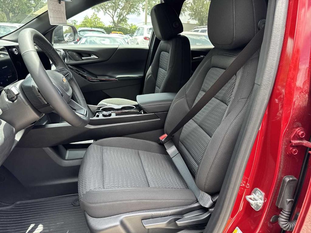 new 2026 Chevrolet Equinox car, priced at $26,715