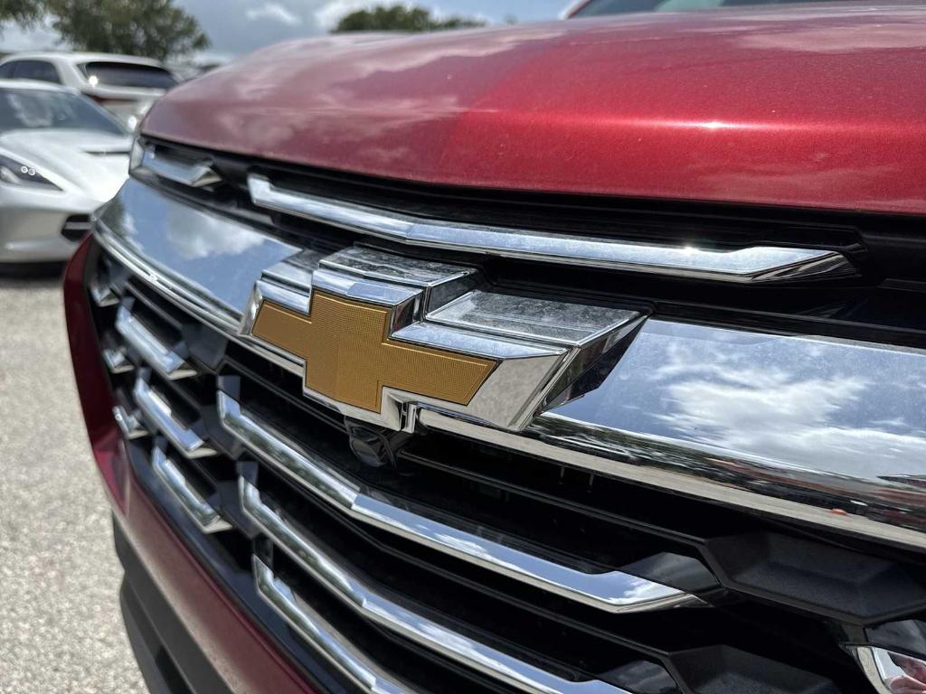 new 2026 Chevrolet Equinox car, priced at $26,715