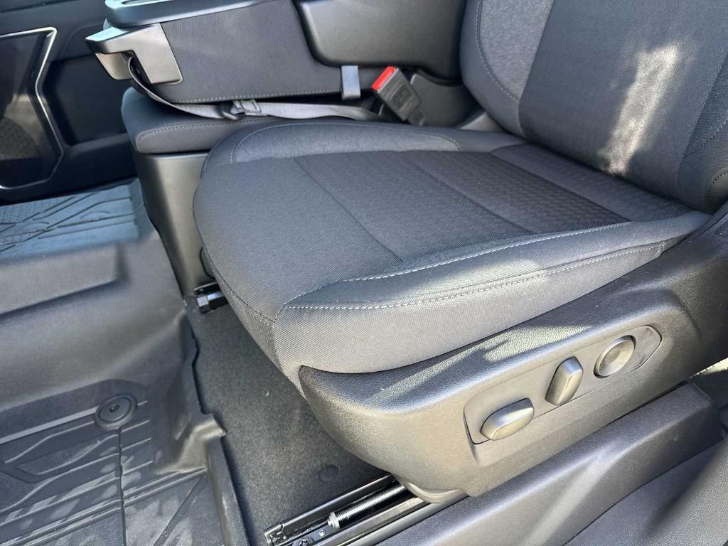 new 2025 Chevrolet Silverado 1500 car, priced at $43,705
