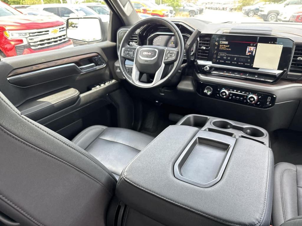 used 2024 GMC Sierra 1500 car, priced at $45,997