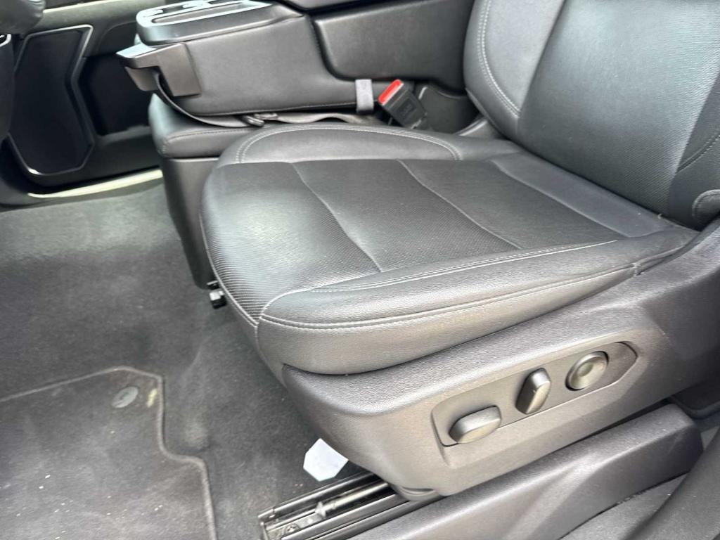 used 2024 GMC Sierra 1500 car, priced at $45,297
