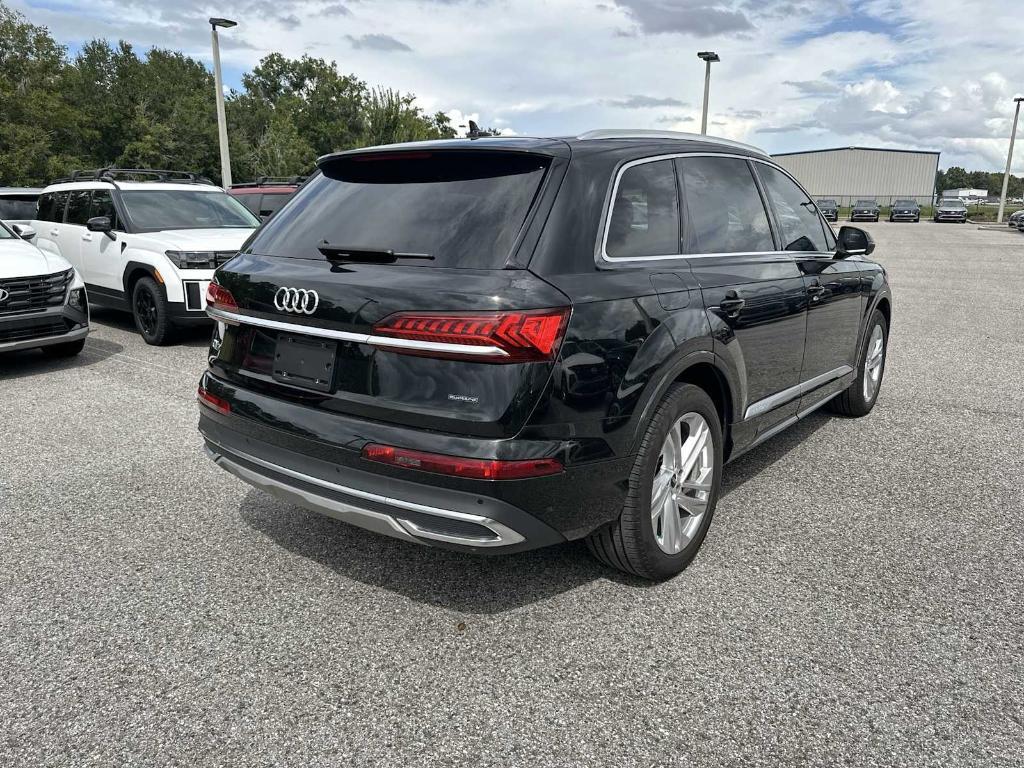 used 2024 Audi Q7 car, priced at $39,658